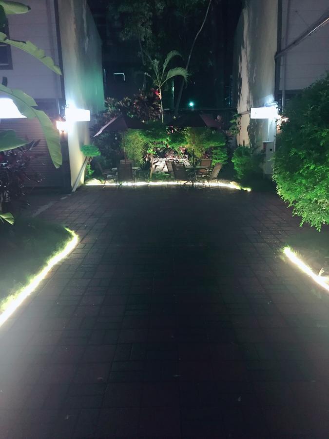 Jungle City Motel Chiayi Eksteriør bilde