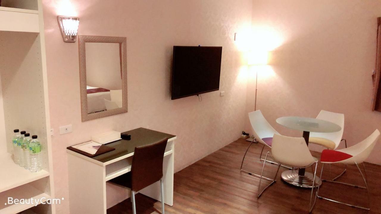 Jungle City Motel Chiayi Eksteriør bilde